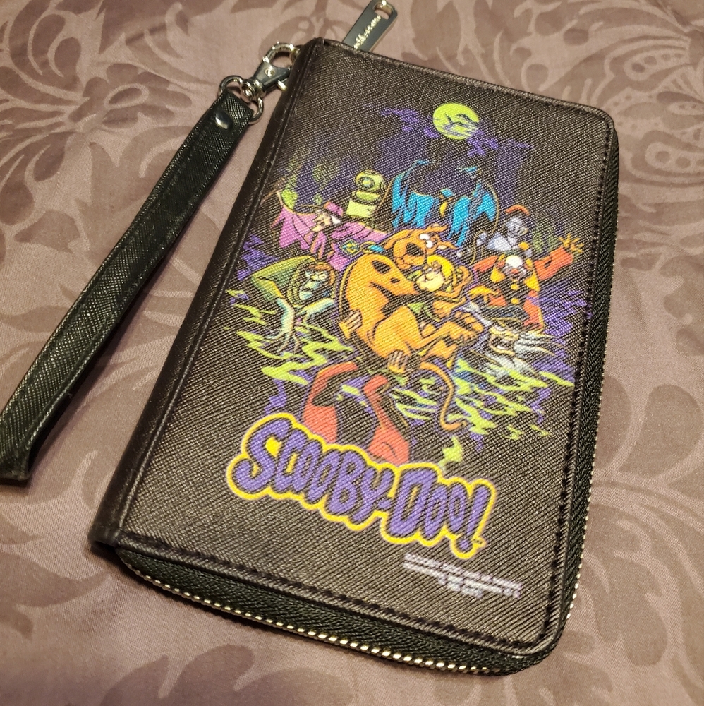 Zip Around Wallet Buckle-Down - Shaggy  Scooby-Doo Monsters nwot